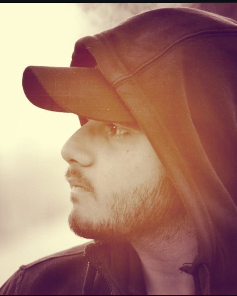 Mo, founder of Coastal Creative